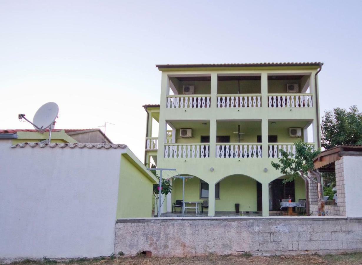 Holiday Home Matosevic Medulin Bagian luar foto